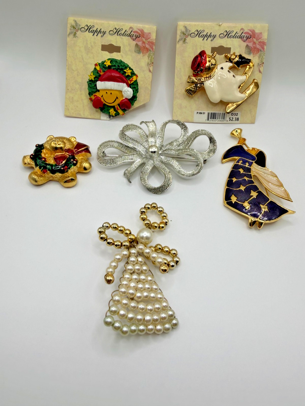 Lot of 6 Vintage Christmas Brooches/Pins